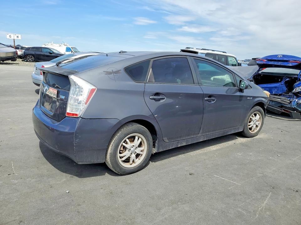 2010 Toyota Prius ii
