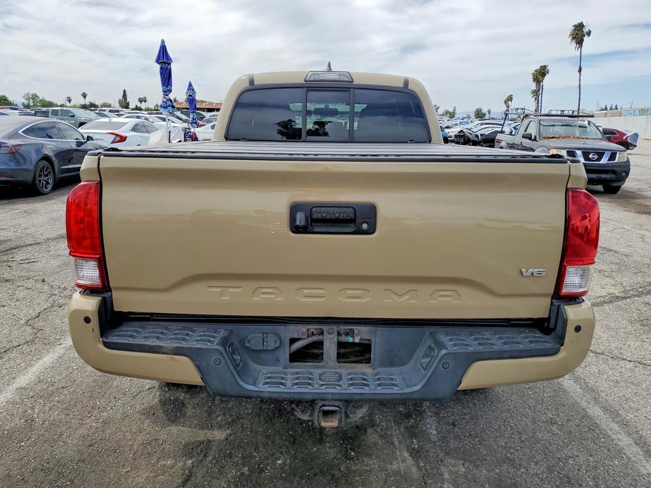 2016 Toyota Tacoma TRD Sport