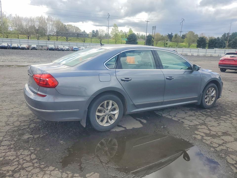 2016 Volkswagen Passat