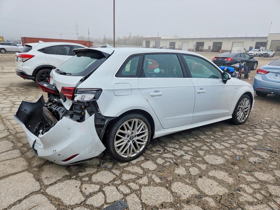 2018 Audi A3 E-tron Premium Plus