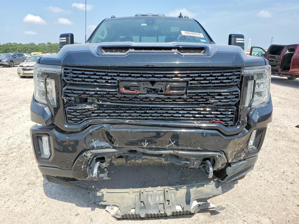 2020 GMC Sierra K3500 Denali