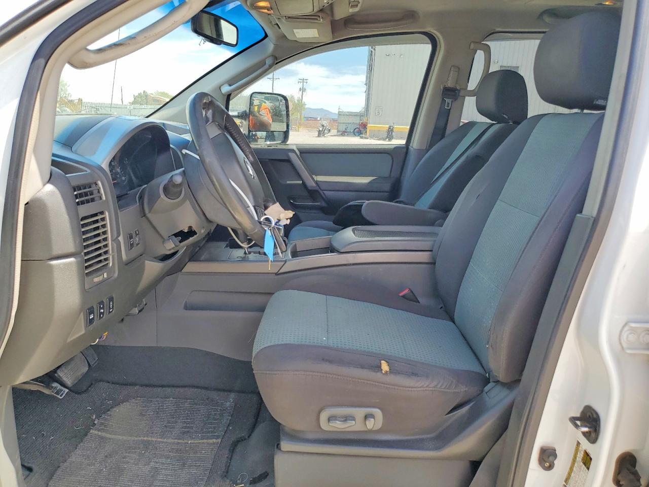 2006 Nissan Titan XE