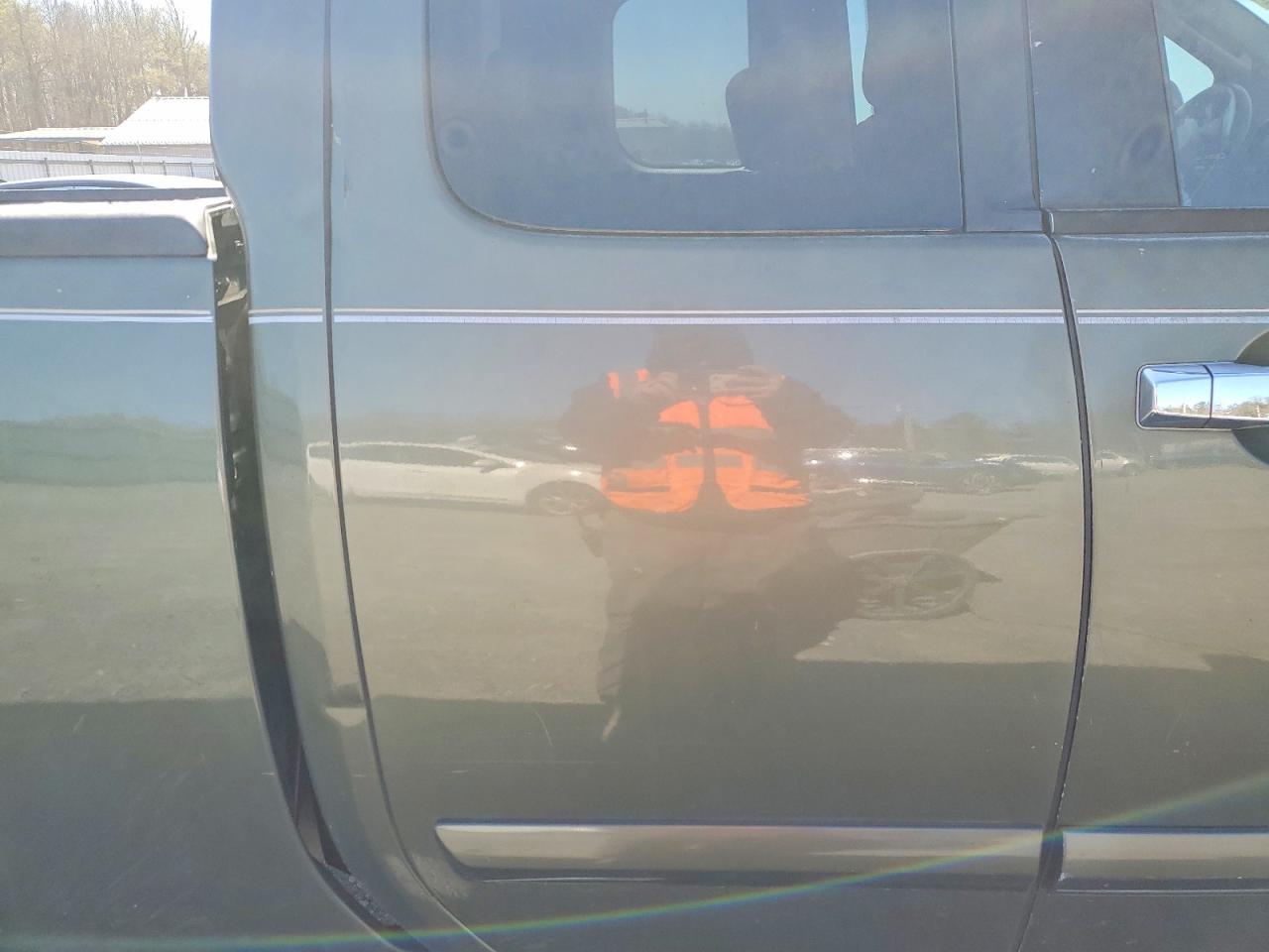2004 Nissan Titan XE