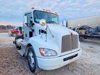2015 Kenworth T330 Semi Truck