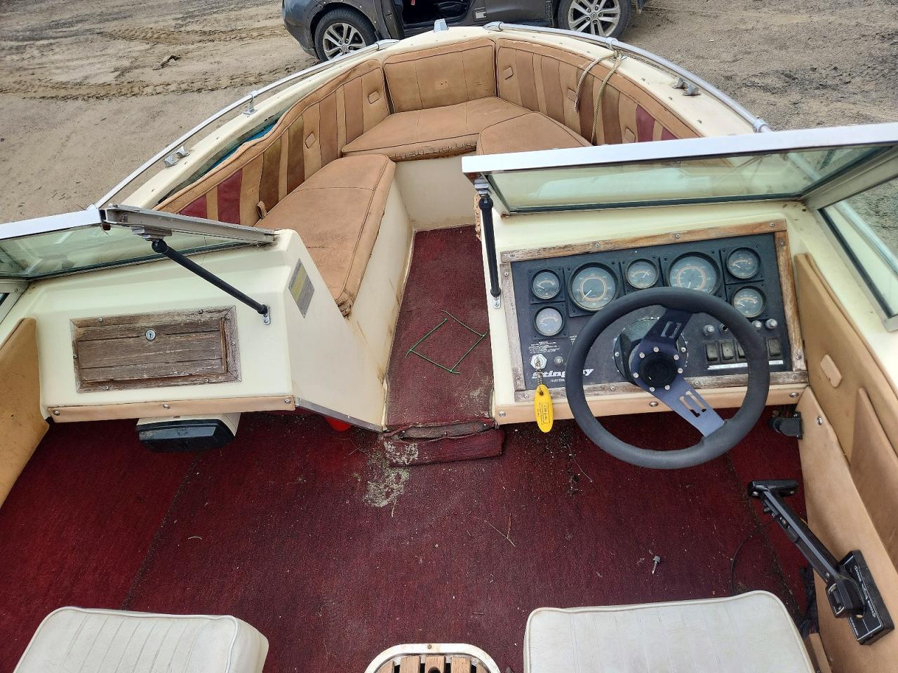 1986 Stingray Trailer