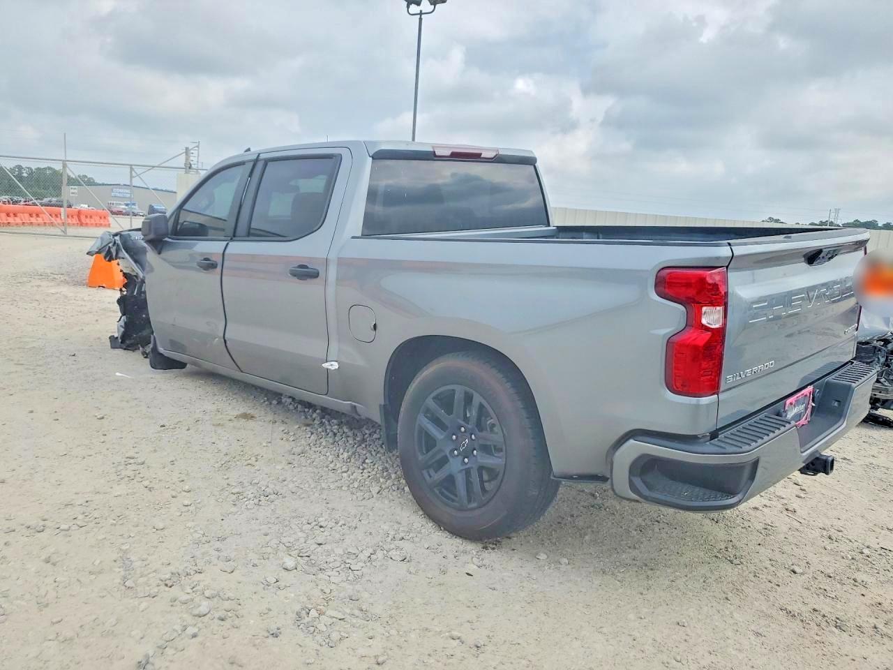 2024 Chevrolet Silverado C1500 Custom