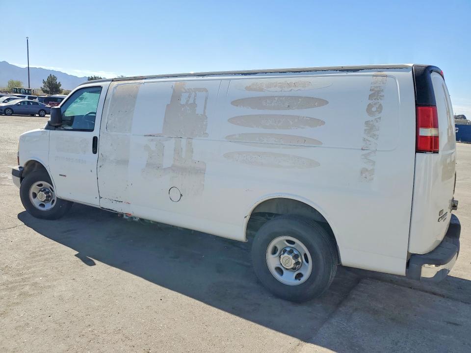2012 Chev Express G3500