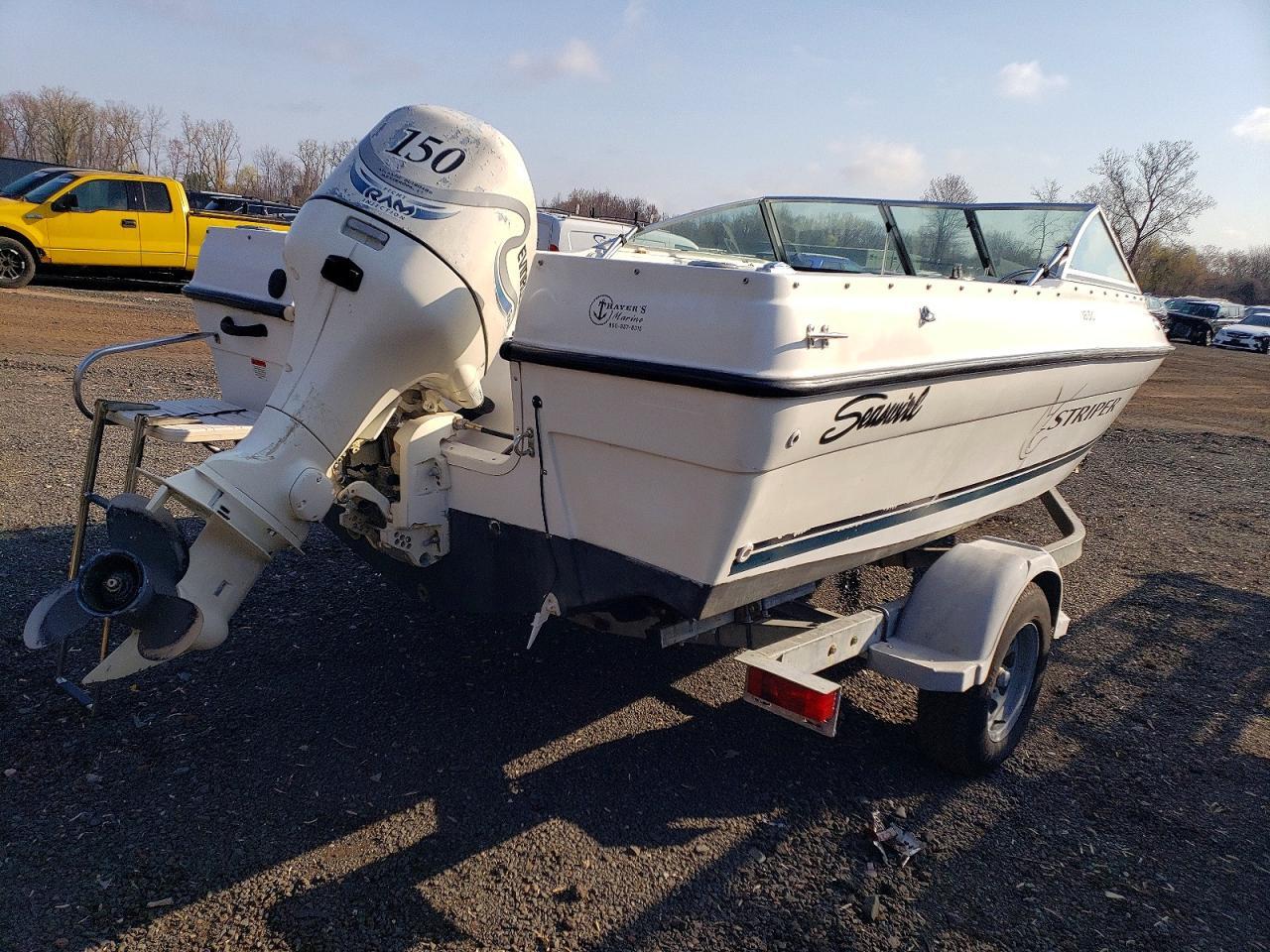 2000 STR Boat