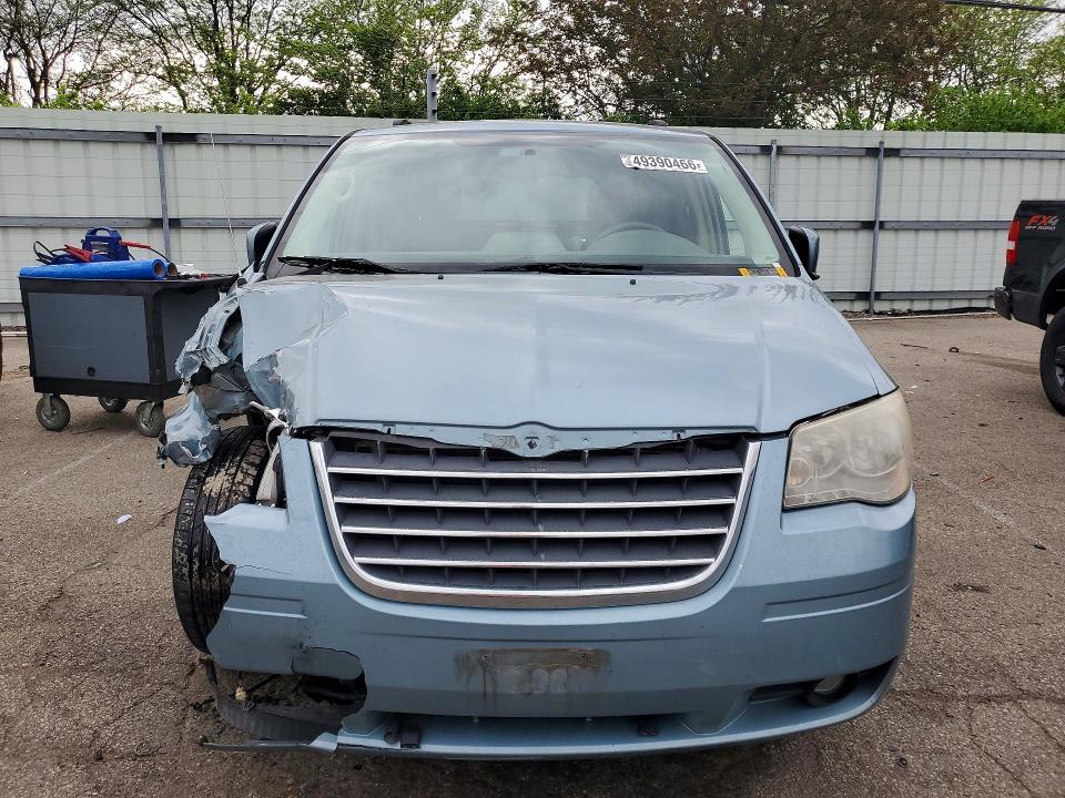 2010 Chrysler Town & Country Touring