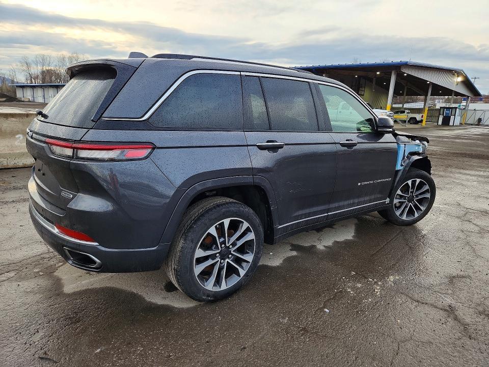 2022 Jeep Grand Cherokee Overland