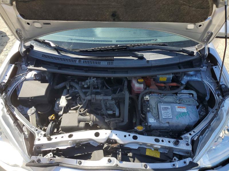 2013 Toyota Prius c Three