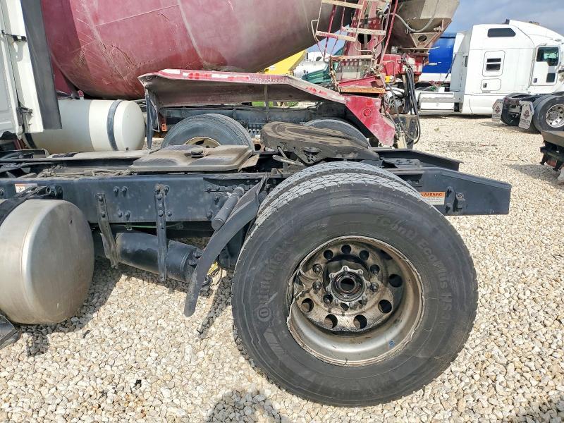 2022 Freigliner 2022 Freightliner Cascadia 116 Semi Truck