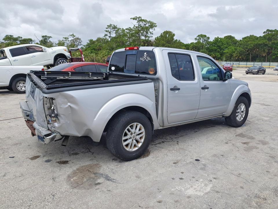 2016 Nissan Frontier SV
