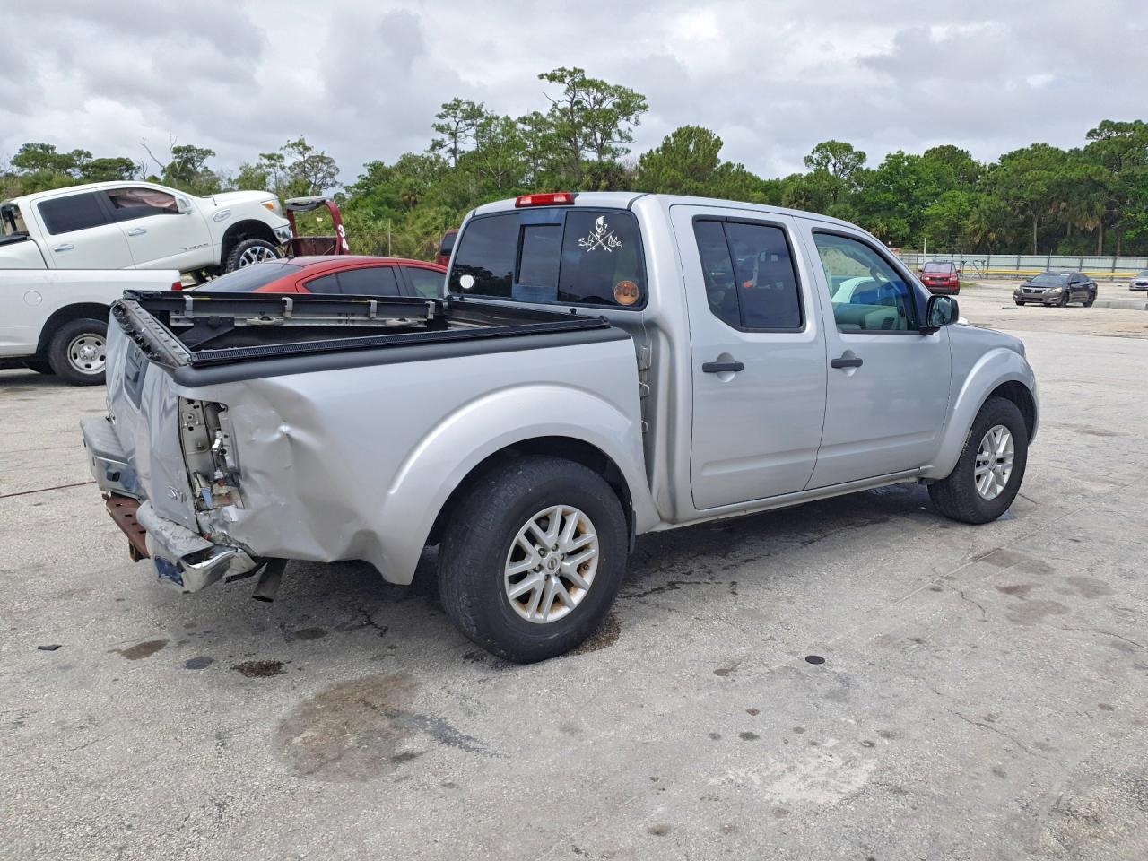2016 Nissan Frontier SV