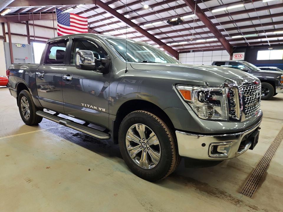 2018 Nissan Titan SL