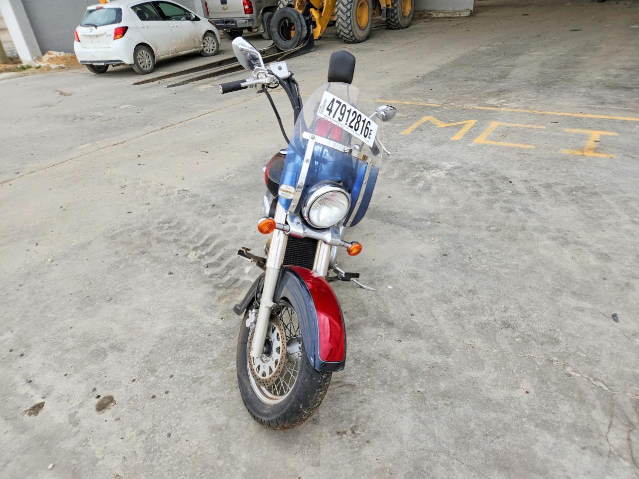 2001 Suzuki VL800