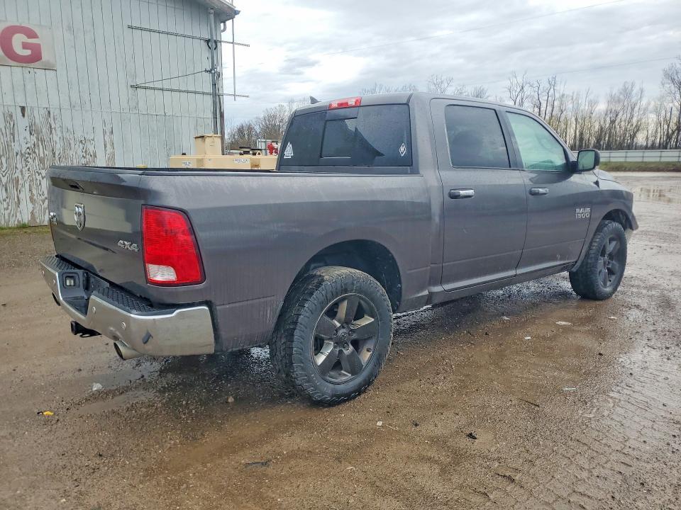 2015 Dodge Ram 1500 slt