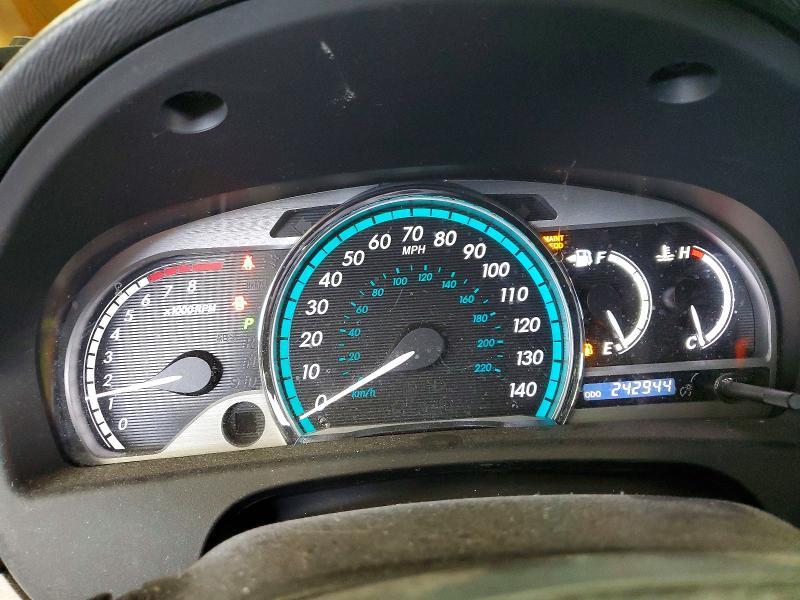 2010 Toyota Venza awd V6