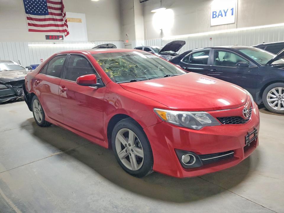 2014 Toyota Camry se