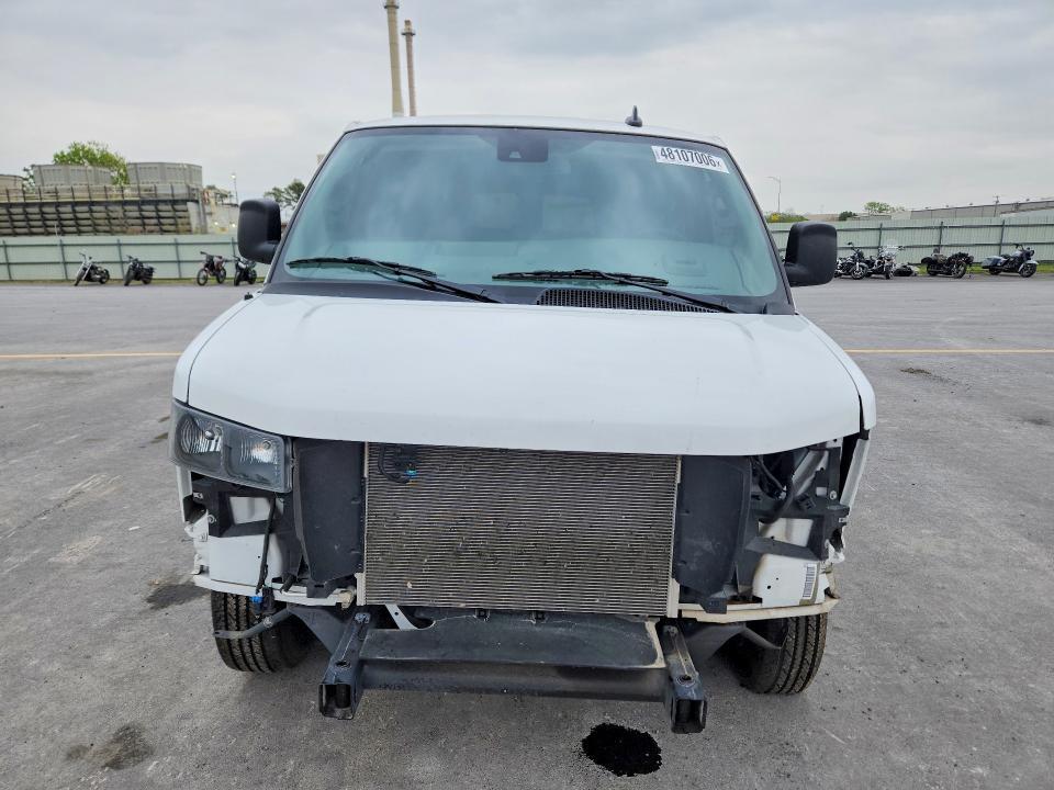 2024 Chevrolet Express G3500 LS