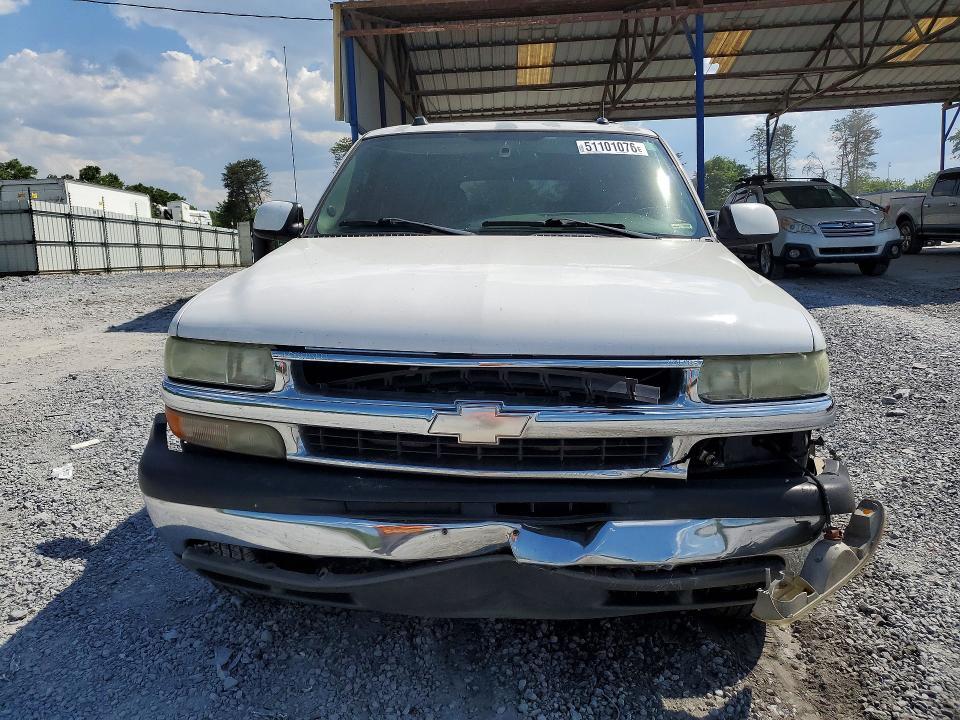 2004 Chevrolet Suburban C1500