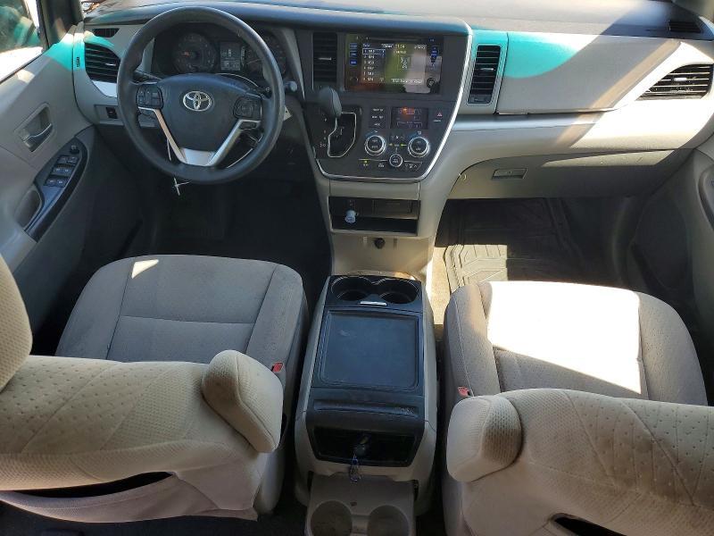 2016 Toyota Sienna le