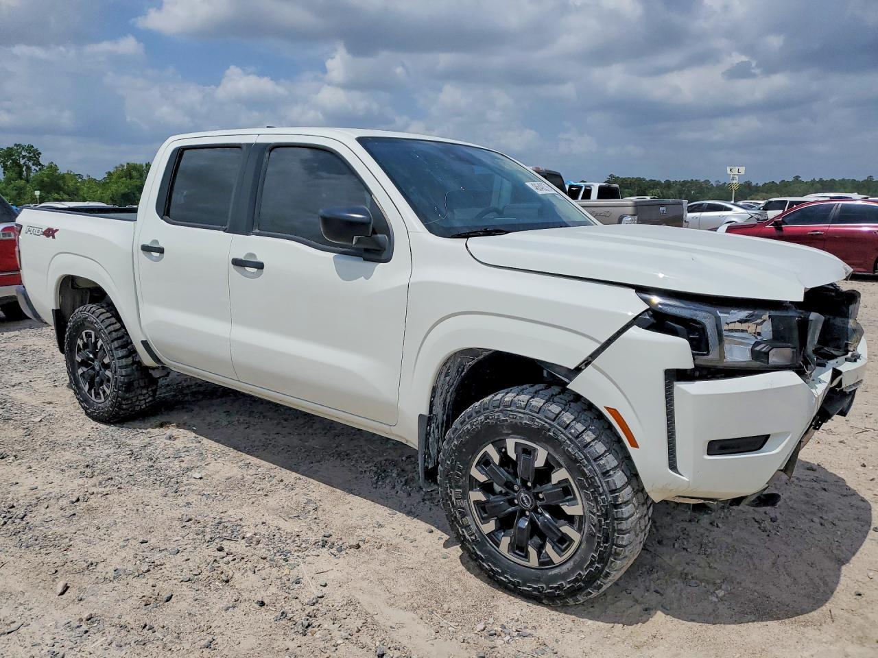 2024 Nissan Frontier S