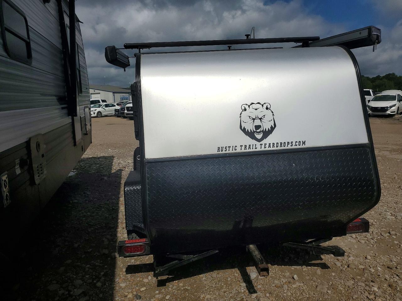 2019 Bullet Dawg Camper