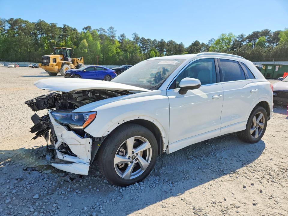 2021 Audi Q3 Premium 40