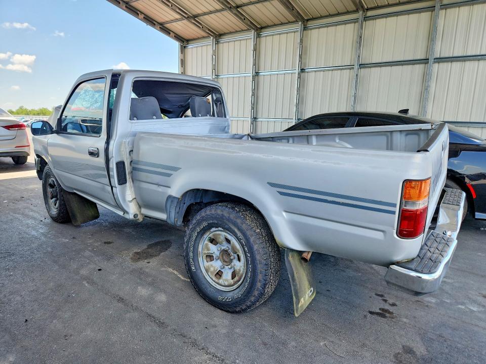 1991 Toyota Pickup Deluxe