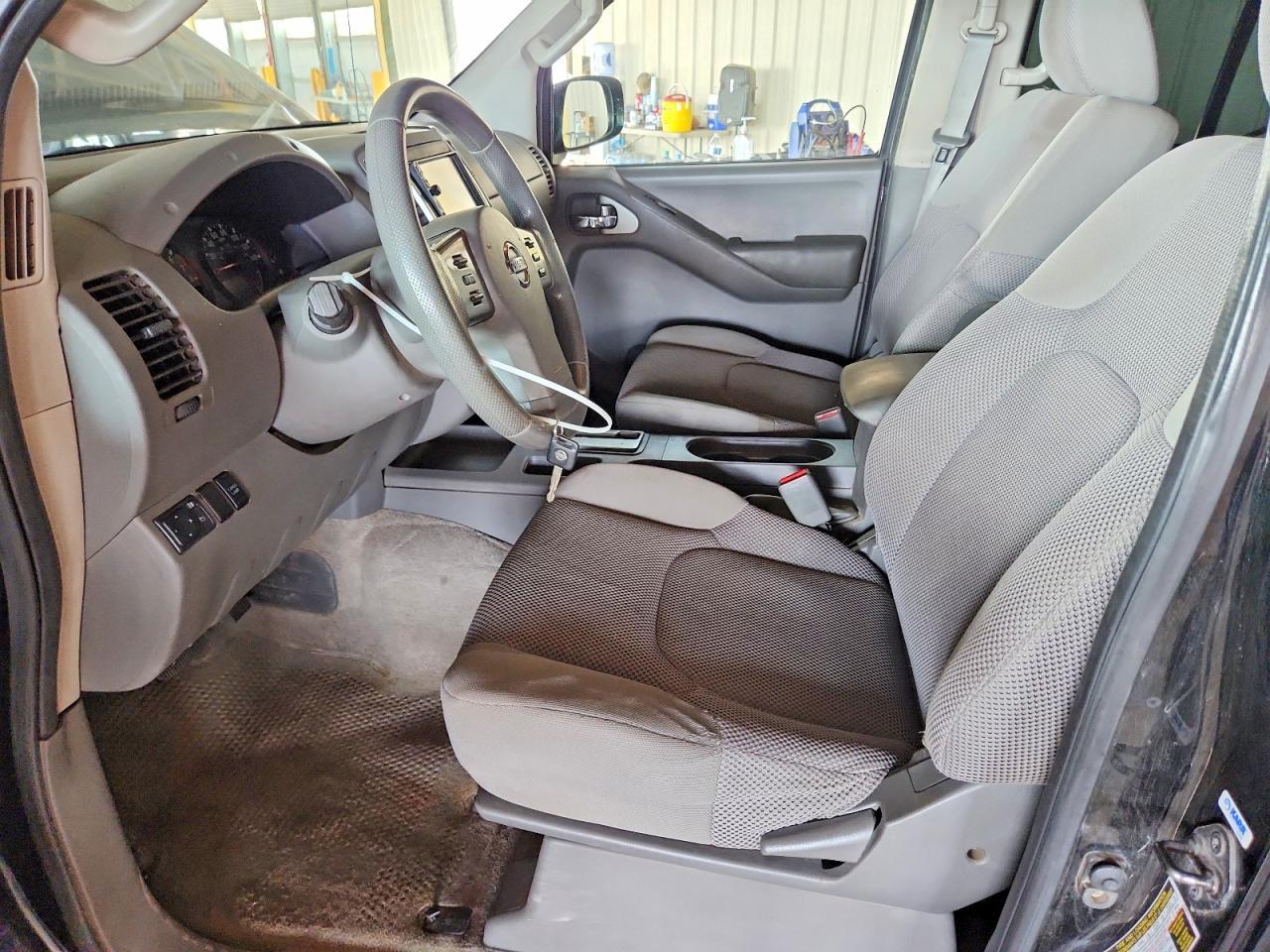 2012 Nissan Frontier S