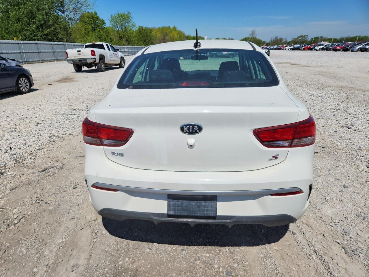 2021 KIA Rio s