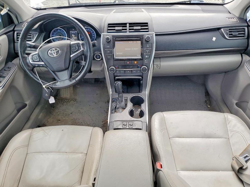 2015 Toyota Camry le