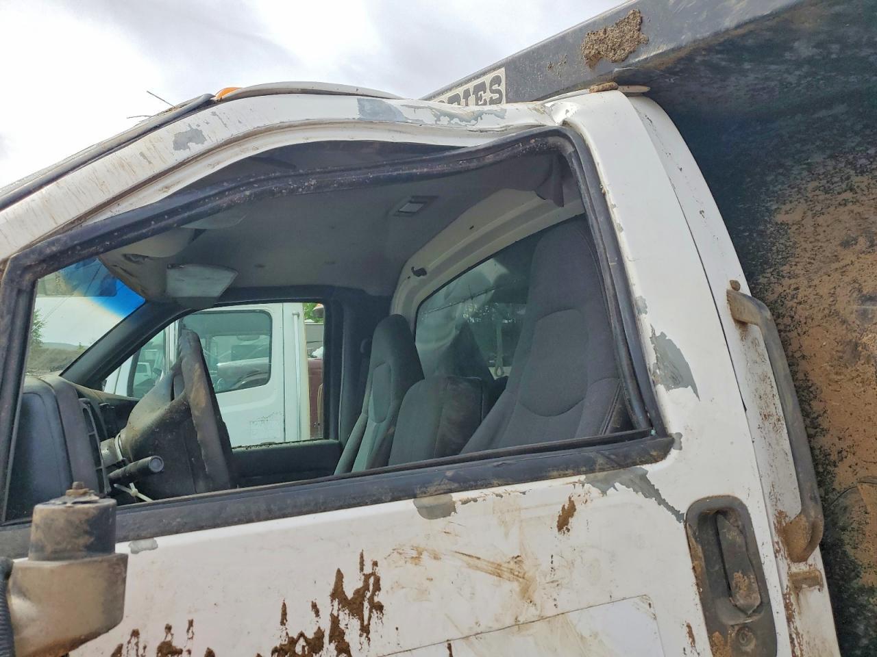 2005 GMC C6500 C6C042