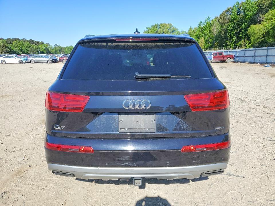 2019 Audi Q7 Premium