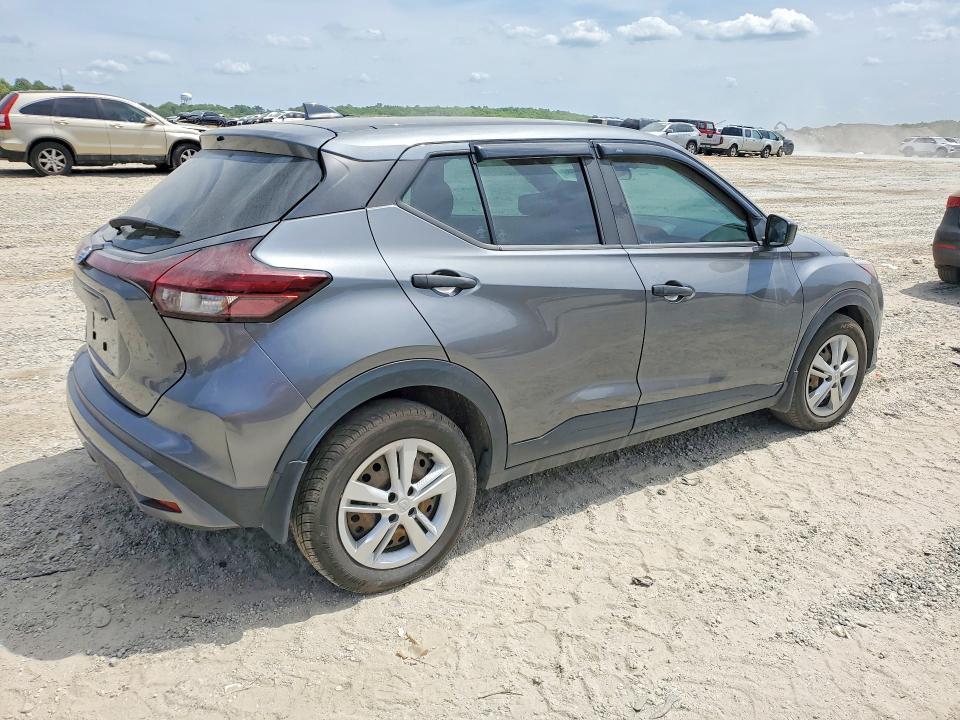 2021 Nissan Kicks s