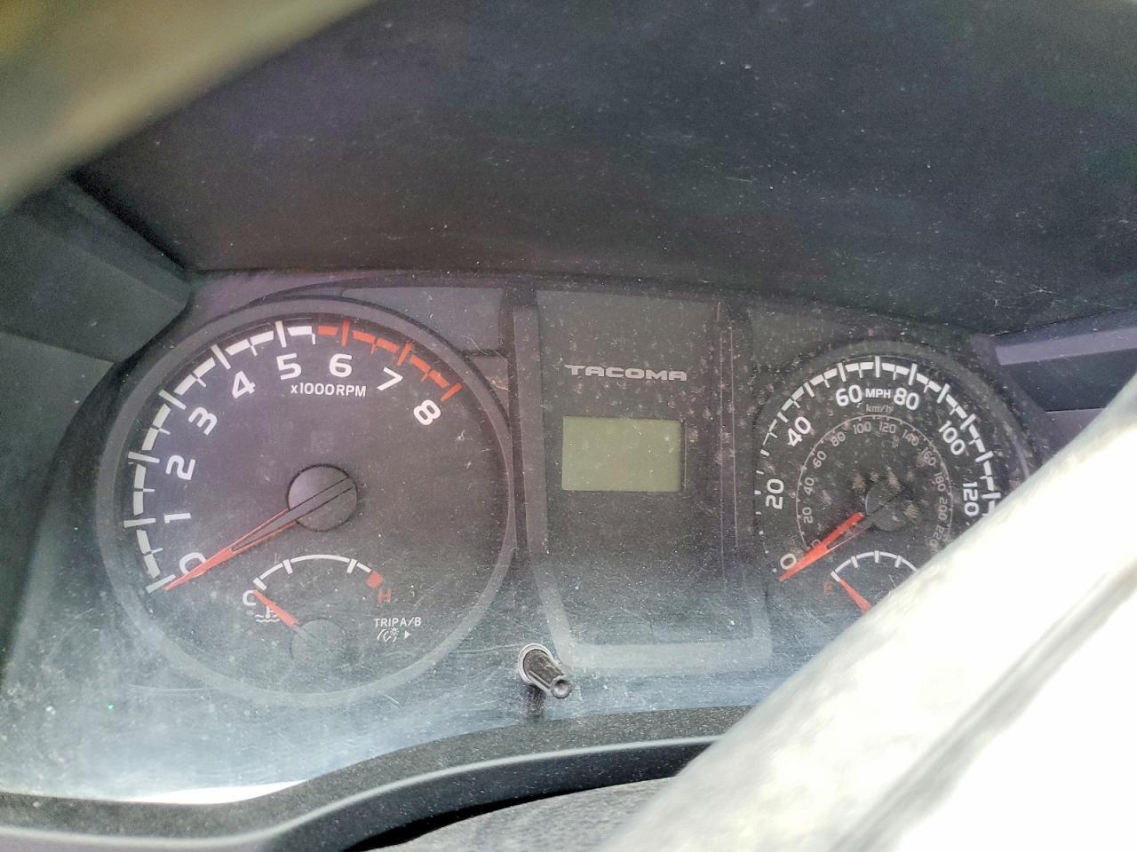 2016 Toyota Tacoma SR