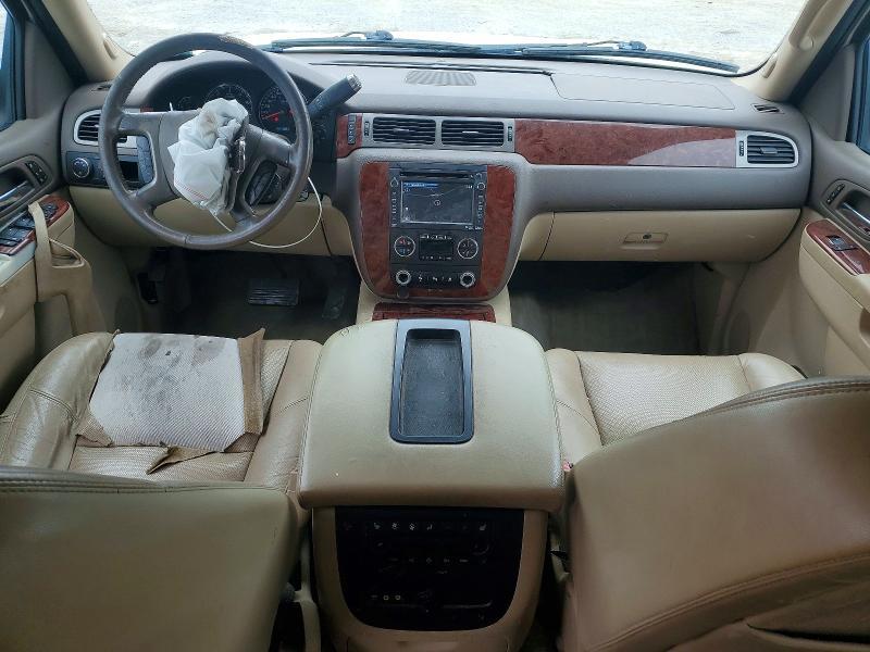 2013 Chevrolet Suburban C1500 ltz