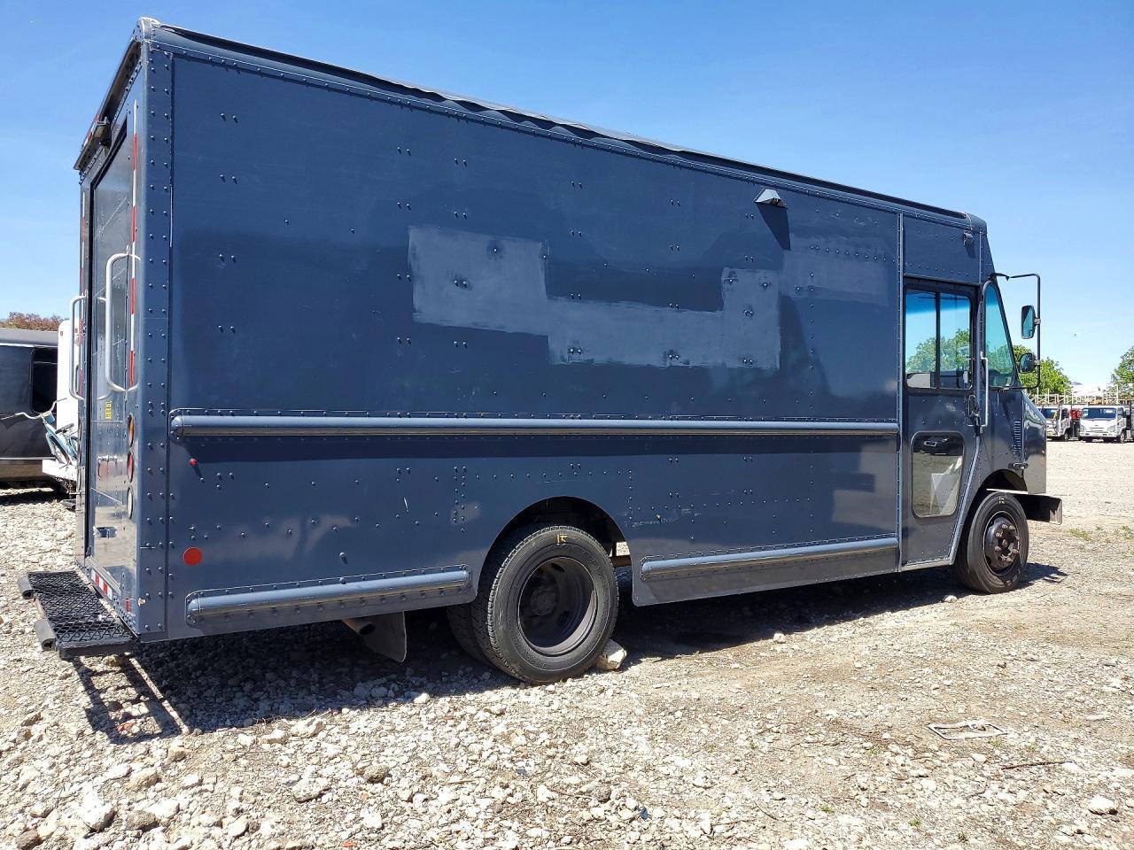 2021 Freightliner Chassis M Line WALK-IN Van