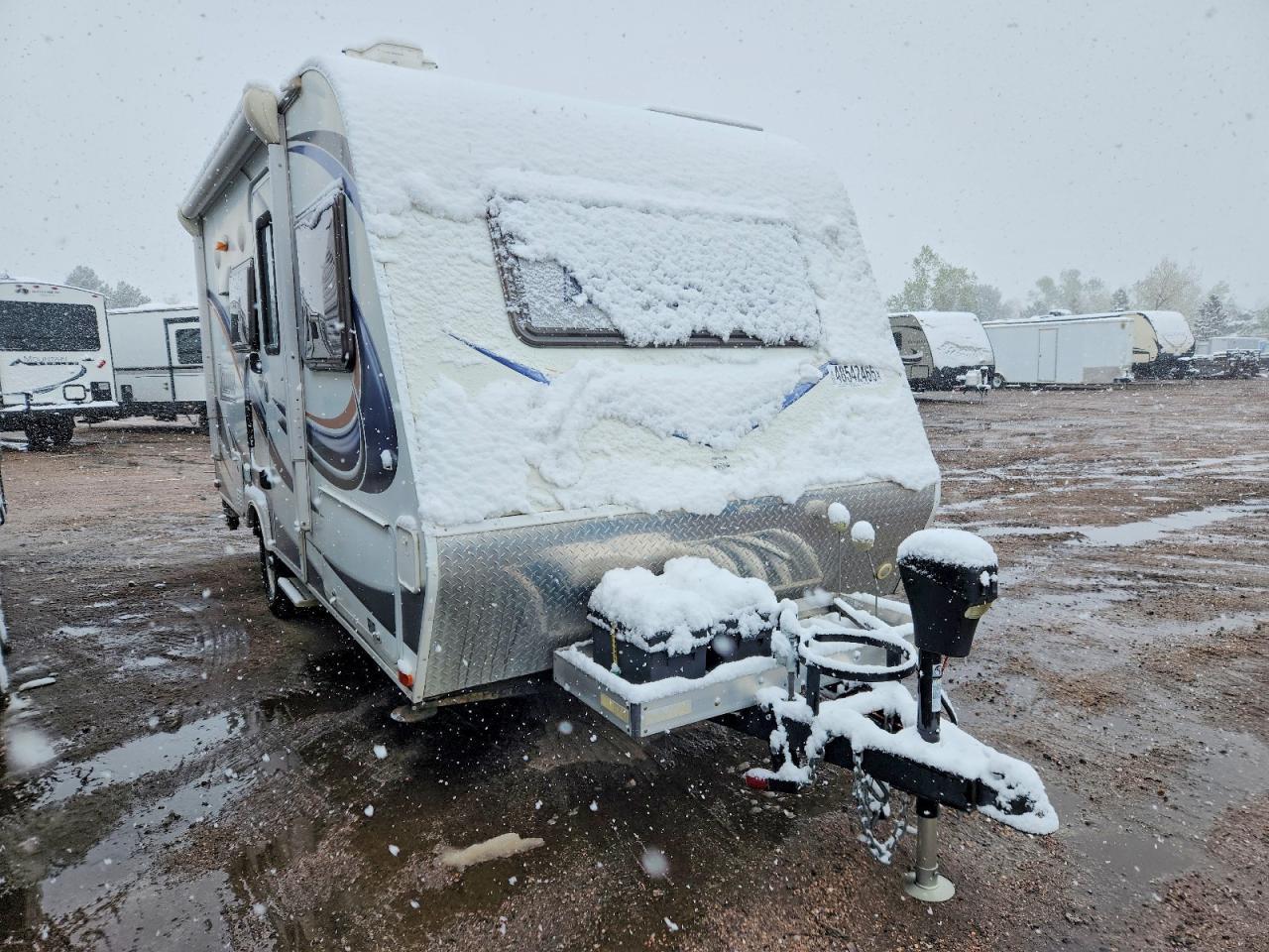 2015 Lance Camper