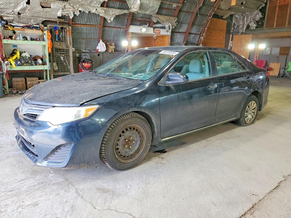 2012 Toyota Camry le