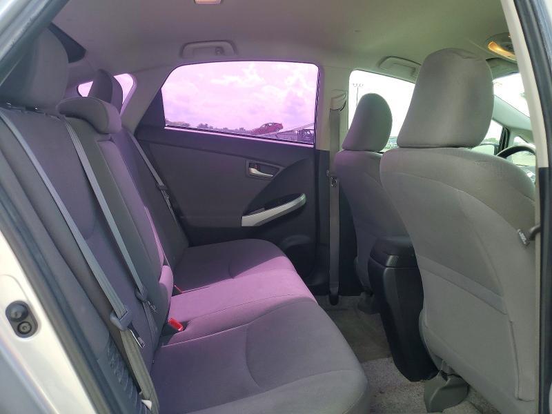 2013 Toyota Prius two