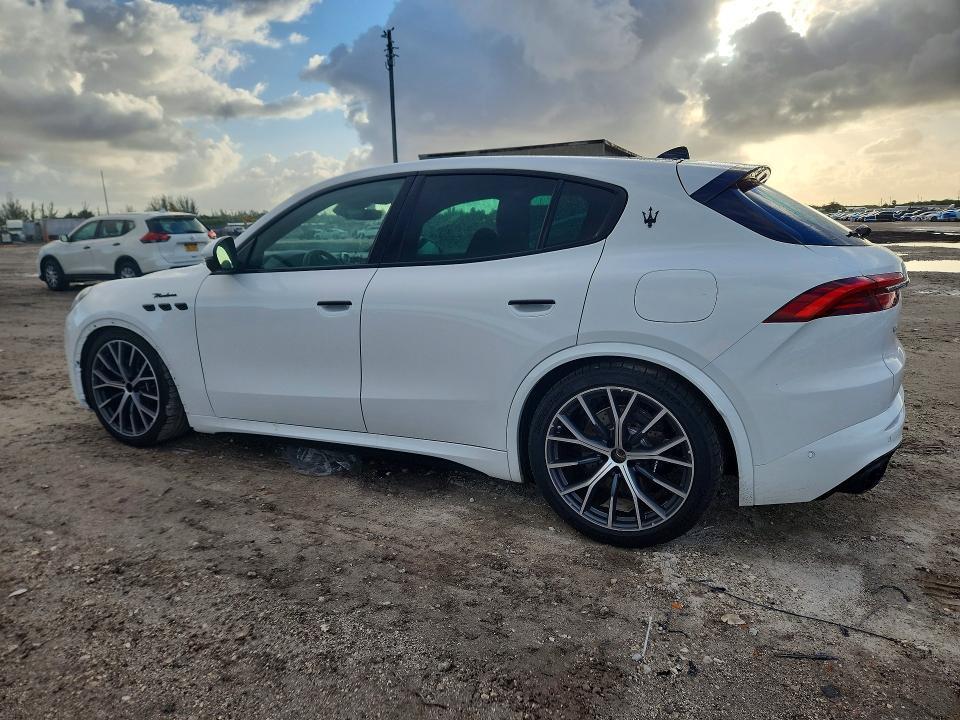 2026 Maserati Grecale Modena s