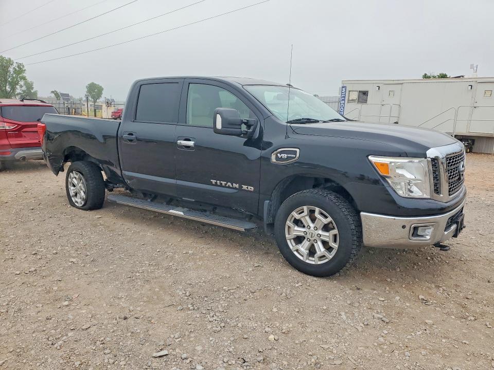 2017 Nissan Titan XD SV