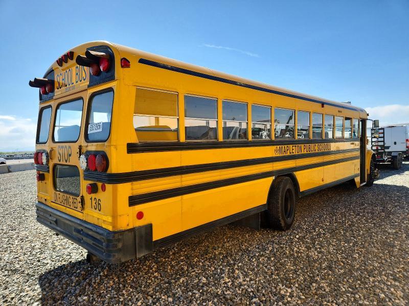 2003 International 3800-school bus