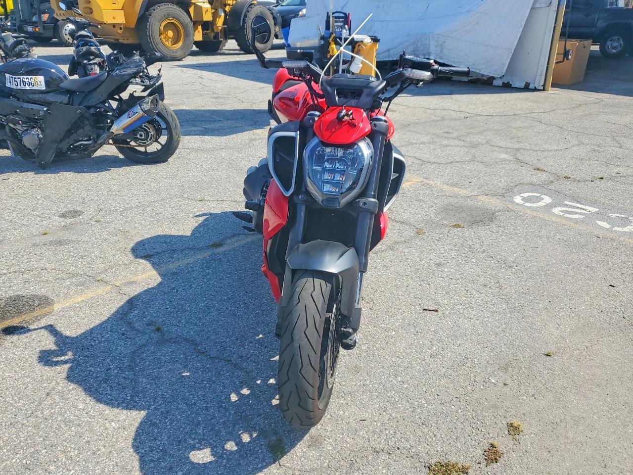 2025 Ducati Diavel V4