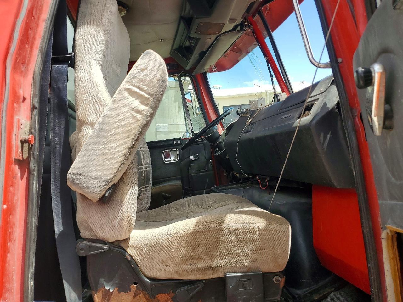 1997 Volvo WG Dump Truck