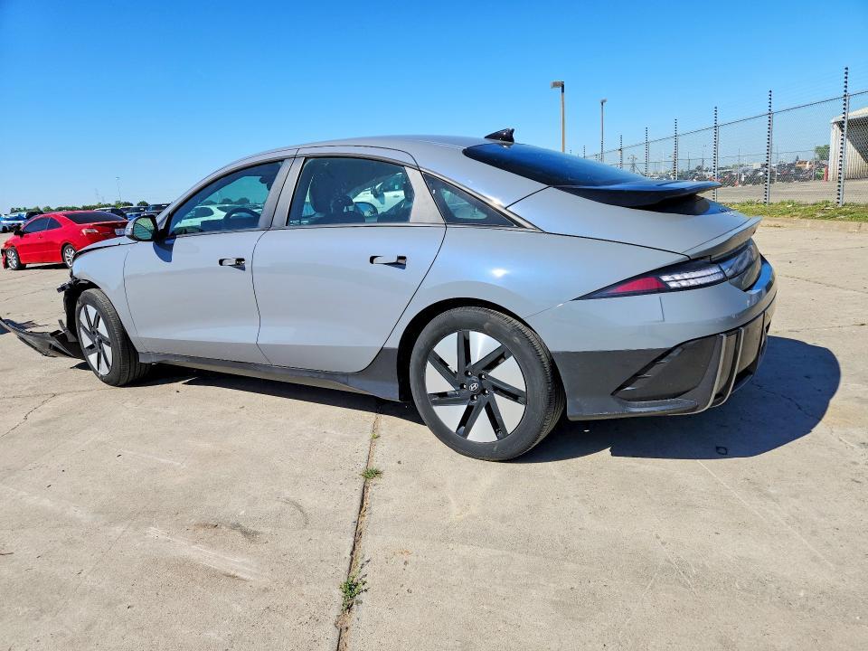 2024 Hyundai Ioniq 6 se