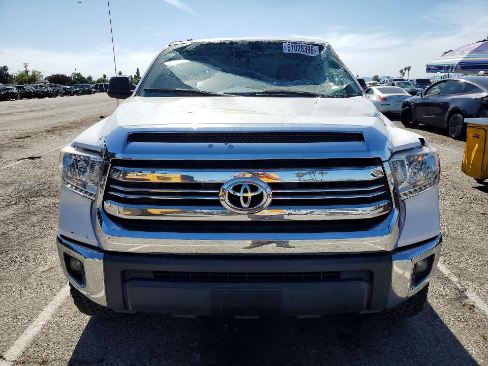 2017 Toyota Tundra SR5