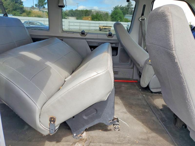 2008 Ford Econoline E350 Super Duty Wagon